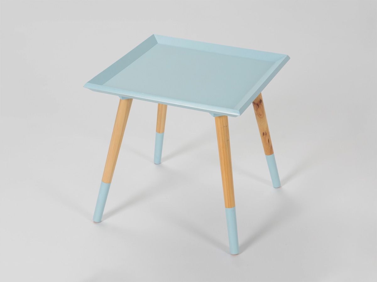 Bout_de_canapé_carré_bleu_en_pin_KORB_1_LaMaisonDuCanapé