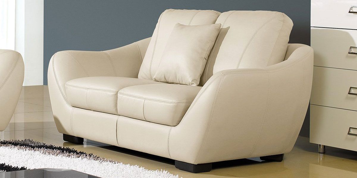 Canapé_2_places_en_cuir_beige_JULIETTA_3_LaMaisonDuCanapé