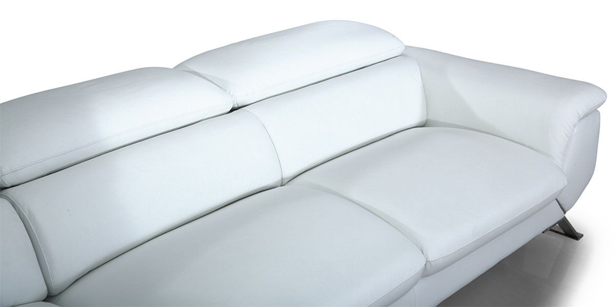 Canapé_d'angle_droit_en_cuir_PANAMA_-_Blanc_neige_5_LaMaisonDuCanapé