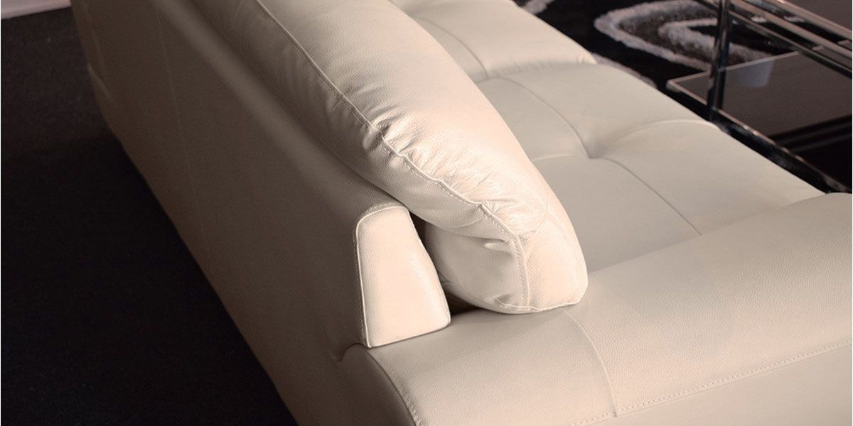 Canapé_3_places_en_cuir_beige_LESKO_3_LaMaisonDuCanapé
