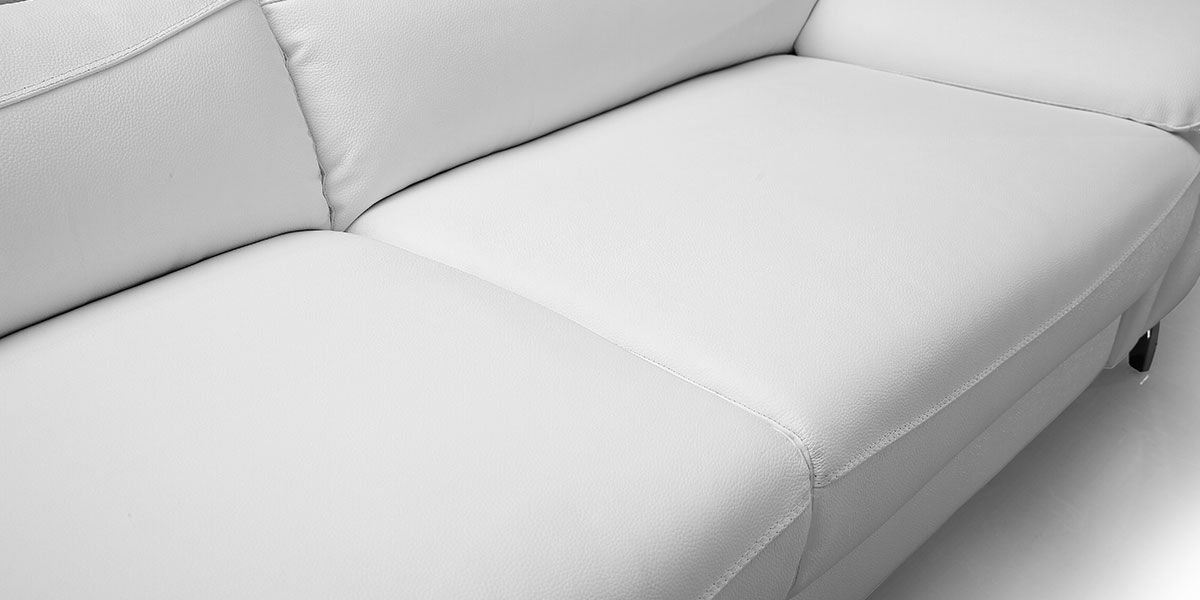 Canapé_3_places_en_cuir_MILAN_-_Blanc_neige_6_LaMaisonDuCanapé