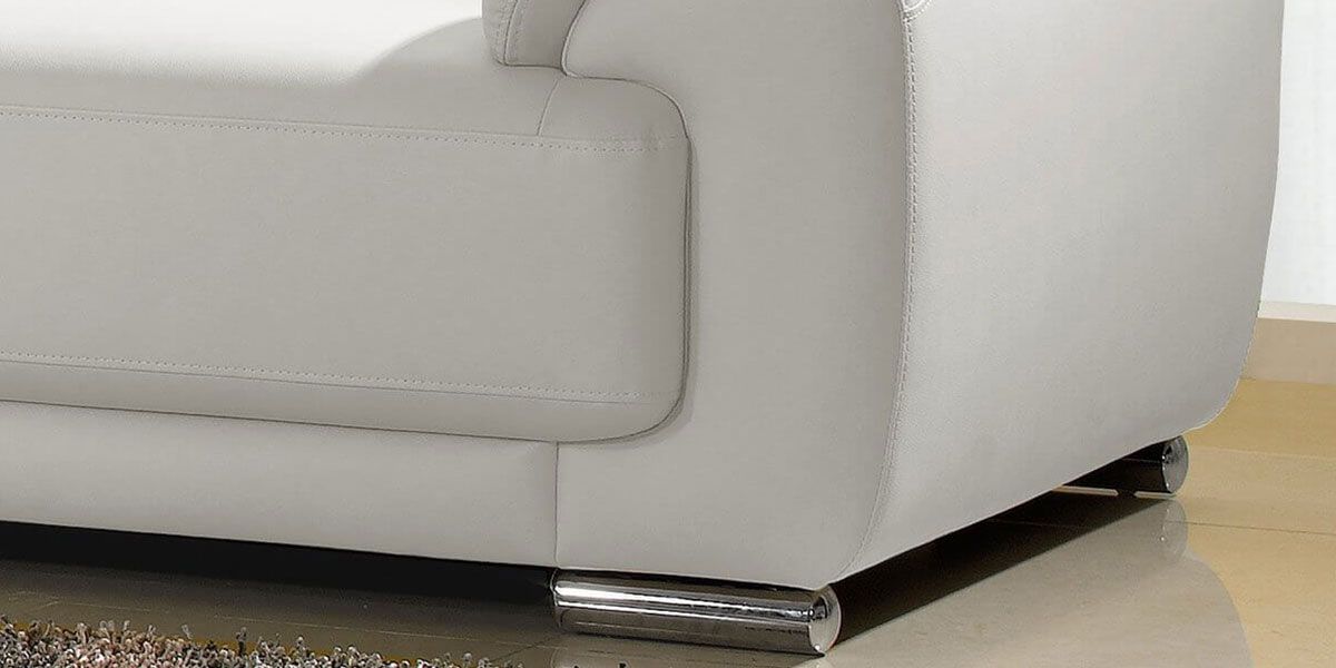 Fauteuil_en_cuir_MARJORIE_-_Blanc_3_LaMaisonDuCanapé