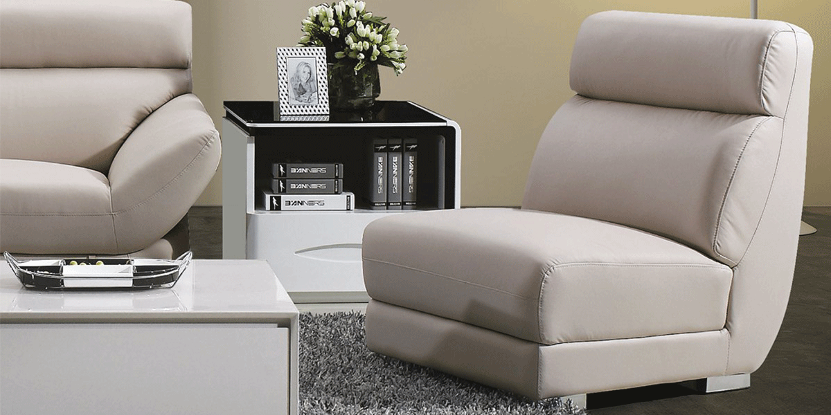 Fauteuil_en_cuir_taupe_IVY_2_LaMaisonDuCanapé
