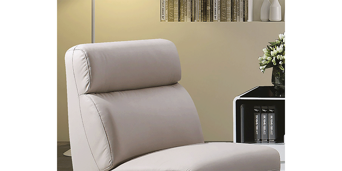 Fauteuil_en_cuir_taupe_IVY_3_LaMaisonDuCanapé