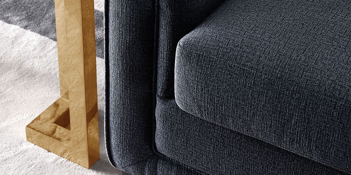 Fauteuil_en_velours_KIRO_-_Gris_souris_4_LaMaisonDuCanapé