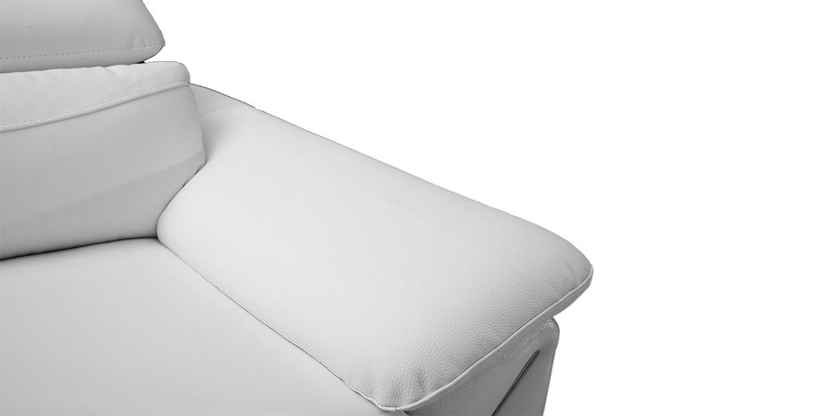 Fauteuil_Design_en_cuir_MILAN_-_Blanc_neige_6_LaMaisonDuCanapé