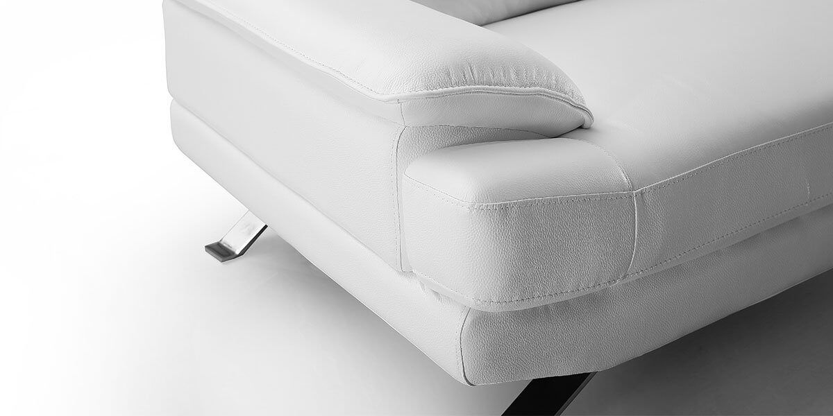 Fauteuil_Design_en_cuir_SYDNEY_6_LaMaisonDuCanapé